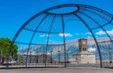 Excursão a Gjirokastra e Castelo Lëkurësi