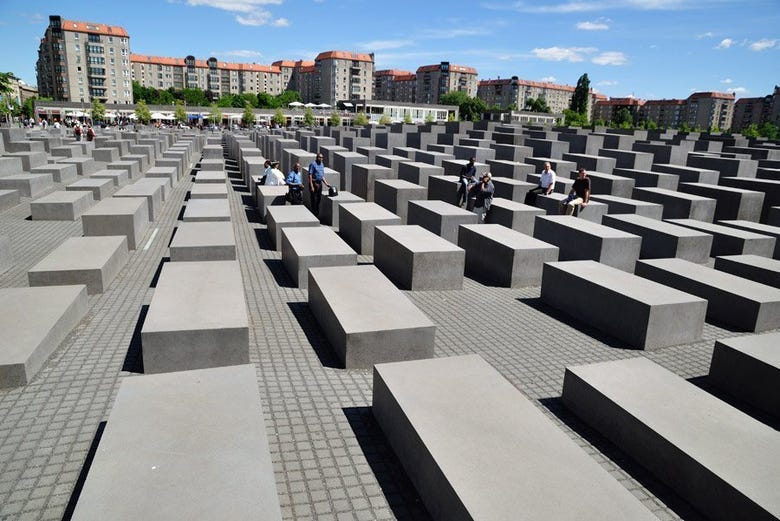 Monumento aos judeus da Europa assassinados