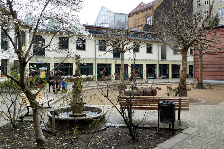 Recorrido de patios y arte por el Barrio Judío de Berlín