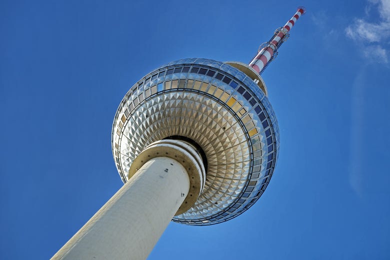 La Fernsehturm, la tour de la télévision de Berlin