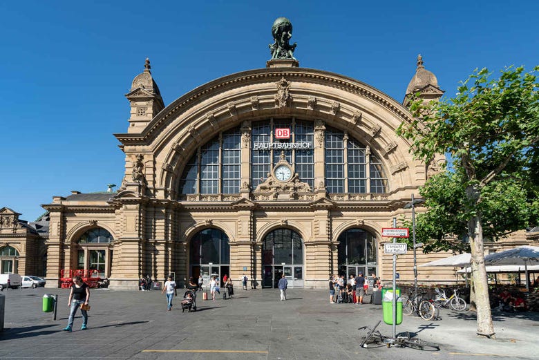 Hauptbahnhof, Estação Central