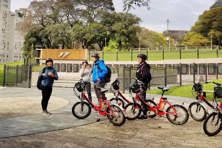 Rota de bicicleta elétrica pela capital argentina