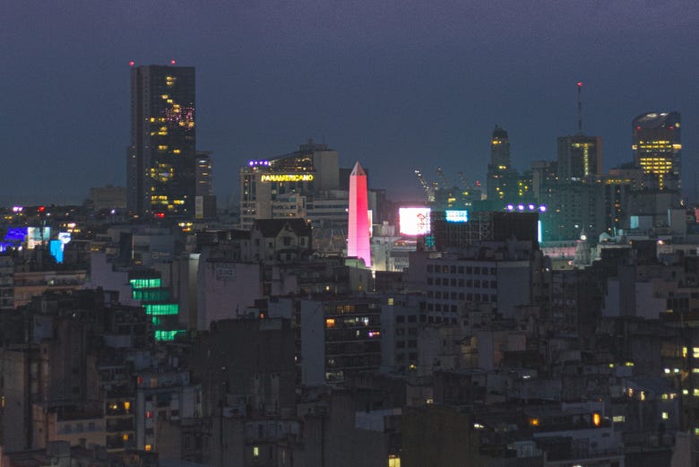 Vista panoramica di Buenos Aires di sera