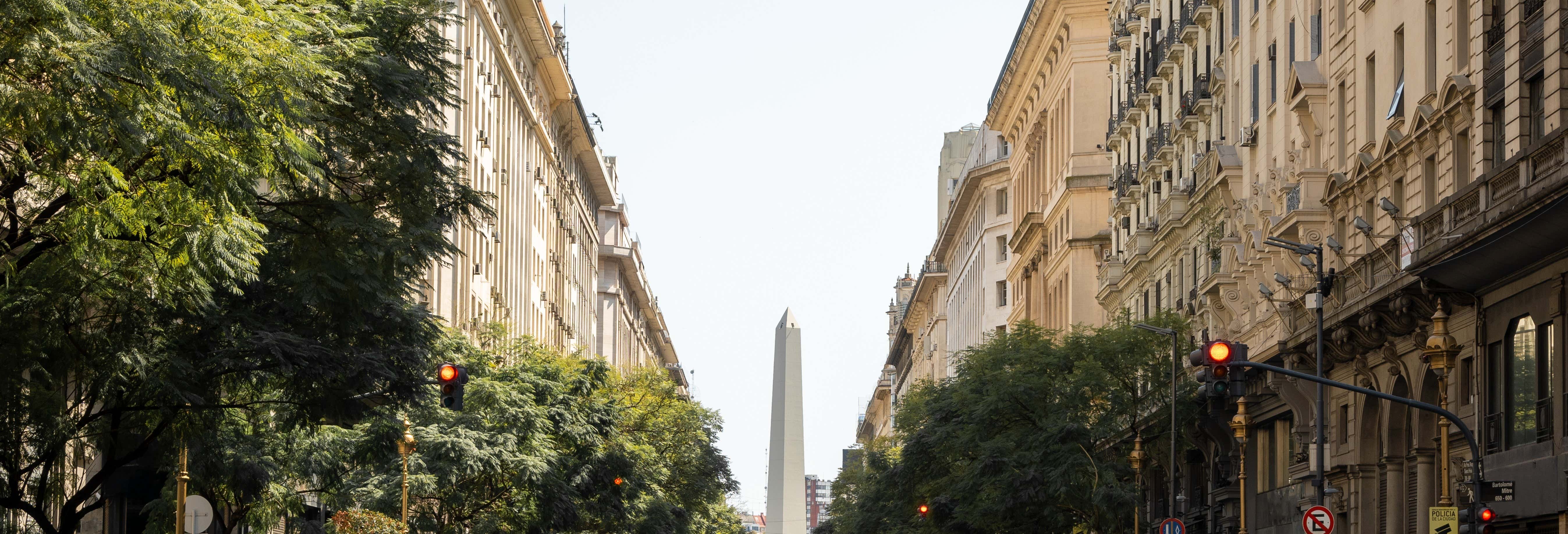 Tour por Buenos Aires + Paseo en barco con almuerzo desde Buenos Aires