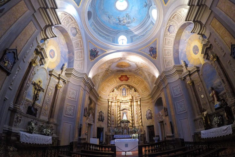 Interior da igreja de Nossa Senhora das Mercês