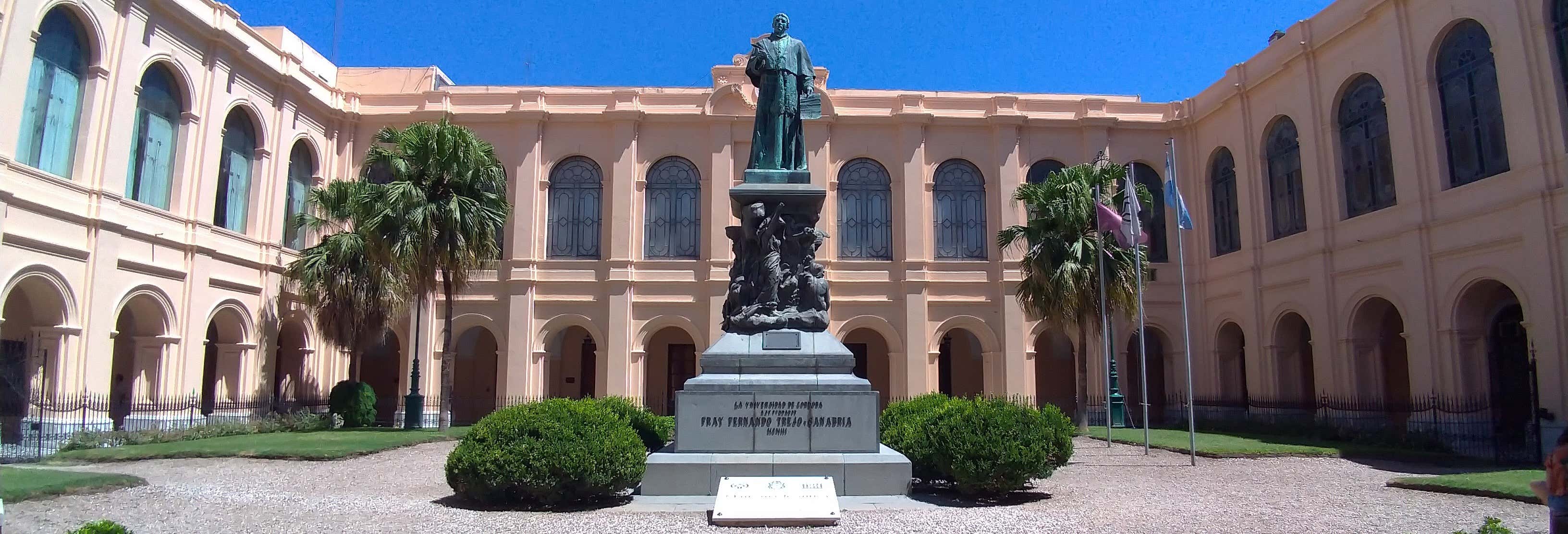 Tour por la Manzana Jesuítica