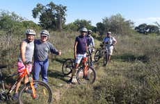 Tour en bicicleta y kayak por la laguna Oca