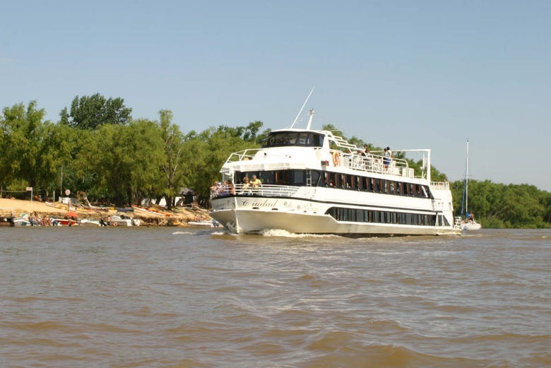 Navegando pelo rio Paraná