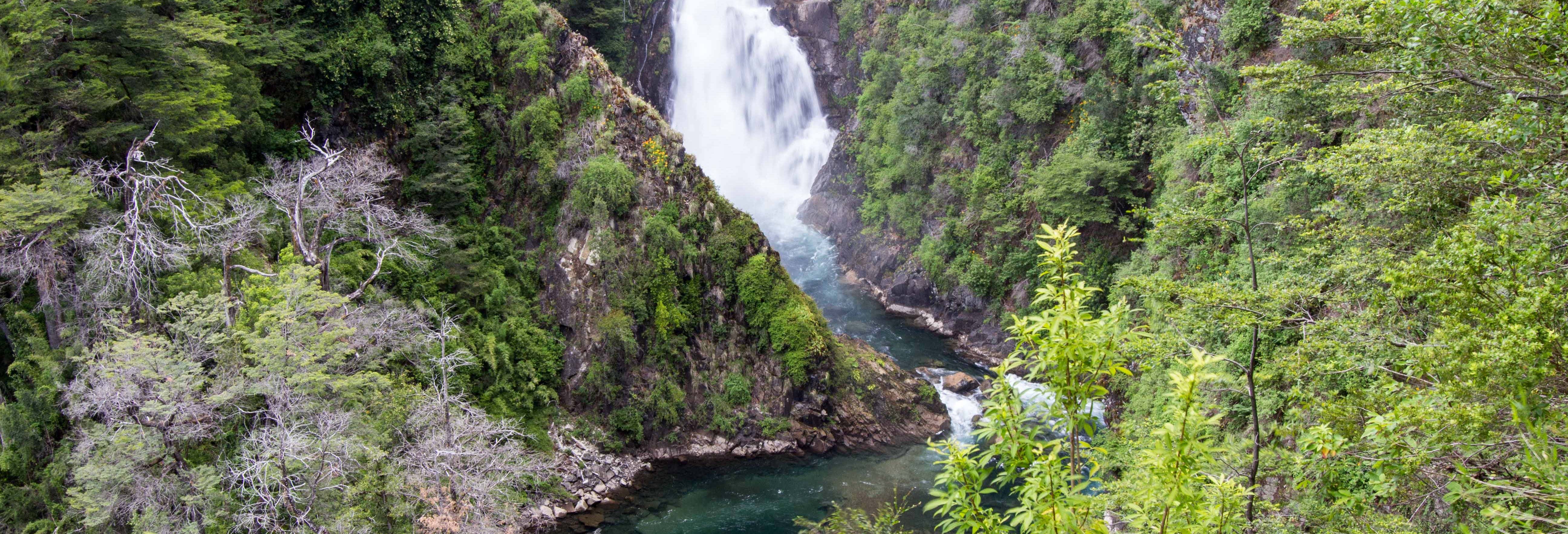 Excursión a Yuco, cascada Chachín y Hua Hum