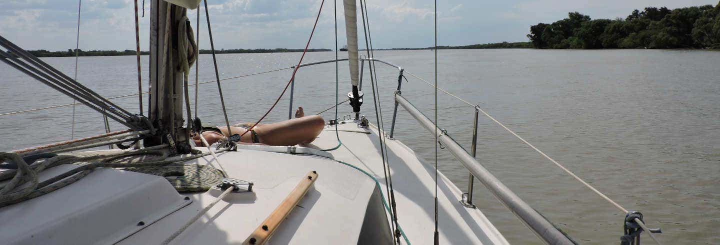 Paseo en velero por el Río de la Plata