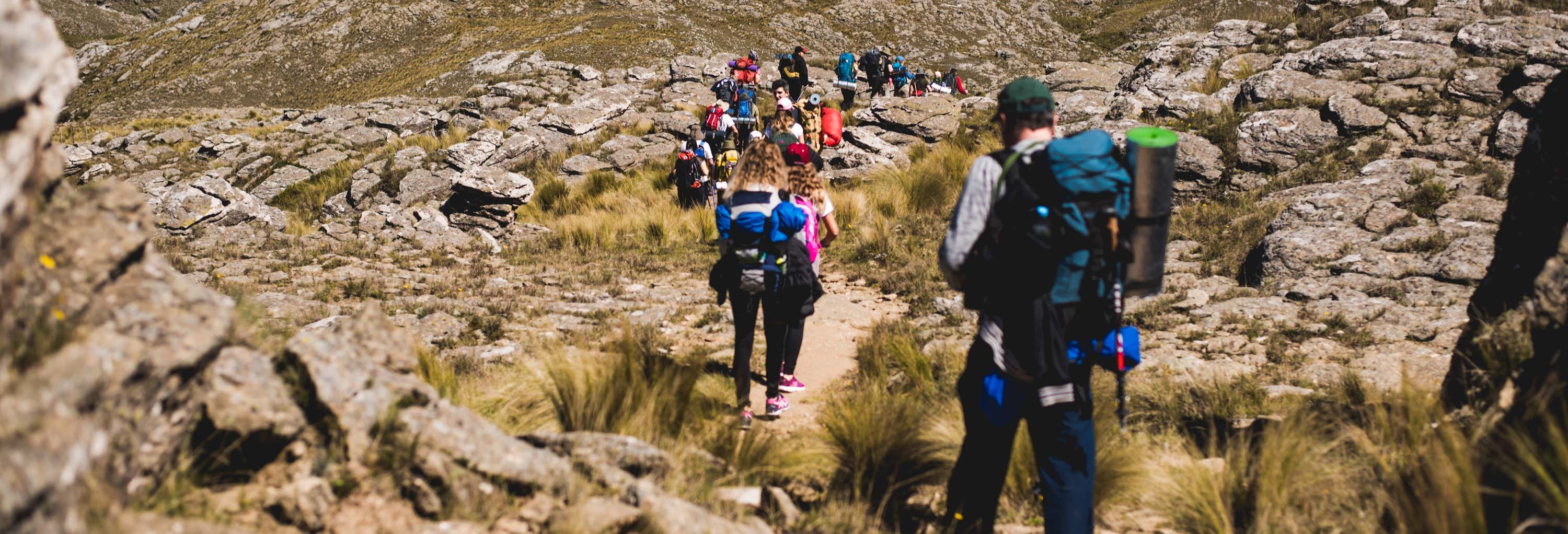 Trekking de 2 días por el Pueblo Escondido y Cerro Áspero