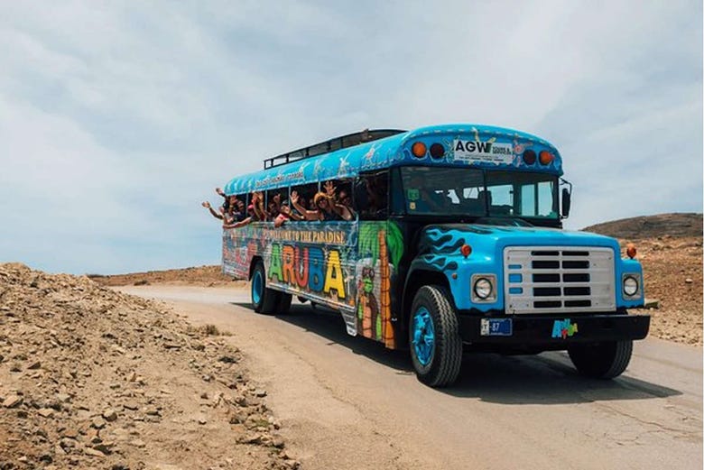 Autobús de fiesta por el norte de Aruba