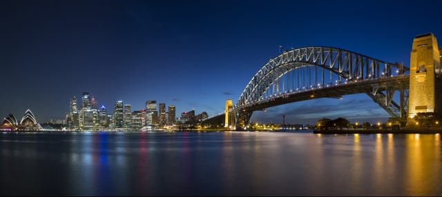 Escalada Por El Puente De La Bahia Por La Noche Sidney