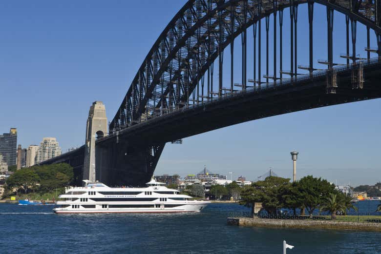 Passeio De Barco Pela Baia De Sydney Reserve Em Civitatis Com