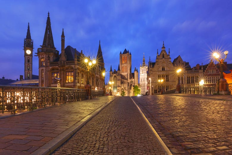 Imagem do centro histórico de Gent