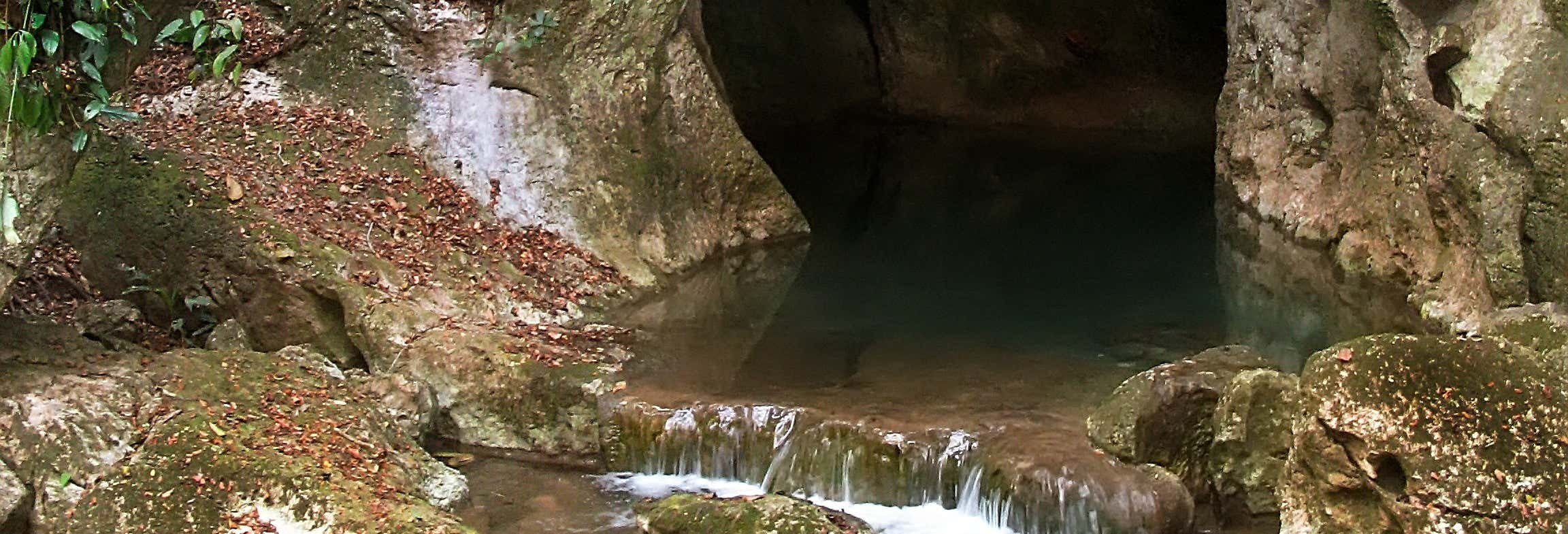 Escursione alla grotta Actun Tunichil Muknal
