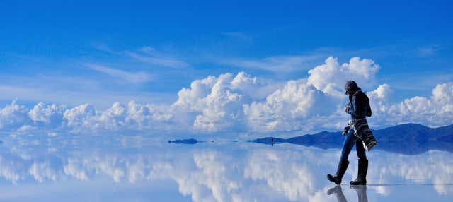 Uyuni Salt Flat & Tunupa Volcano