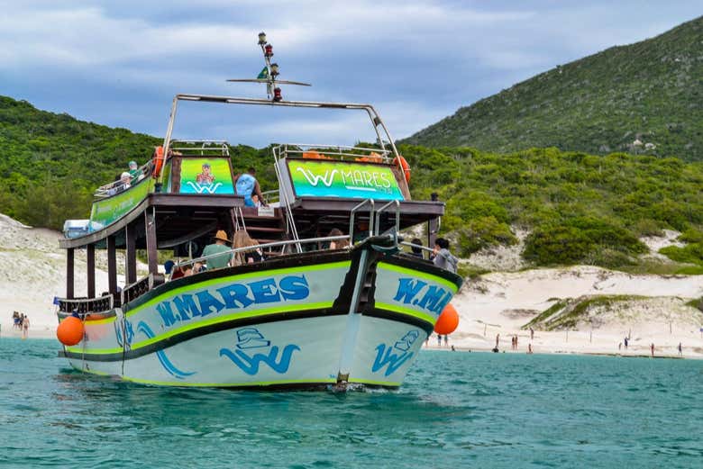 Passeio De Barco Por Arraial Do Cabo Reserve Em