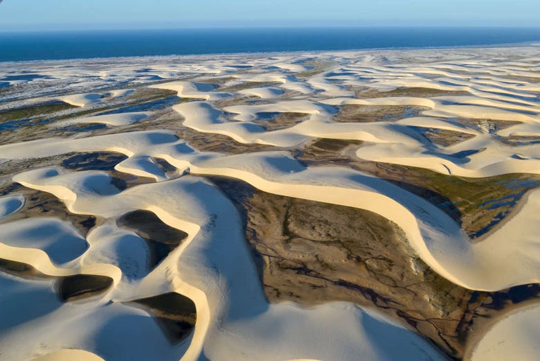View of the dunes of Lençóis Maranhenses 