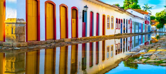 Tour privado por Paraty con guía en español