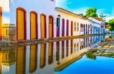 Tour privado por Paraty con guía en español