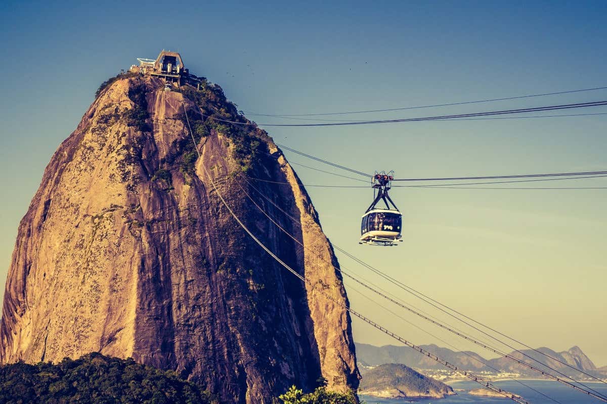Cristo Redentore e Pan di Zucchero da Rio, Rio de Janeiro Cristo Redentore e Pan di Zucchero da Rio, Rio de Janeiro