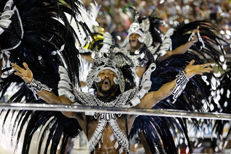 Espectáculo de samba en Río de Janeiro