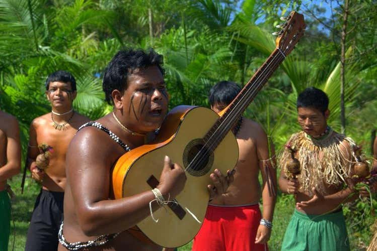 Visit to the Indigenous Ribeirão Silveira Guarani Tribe from Santos