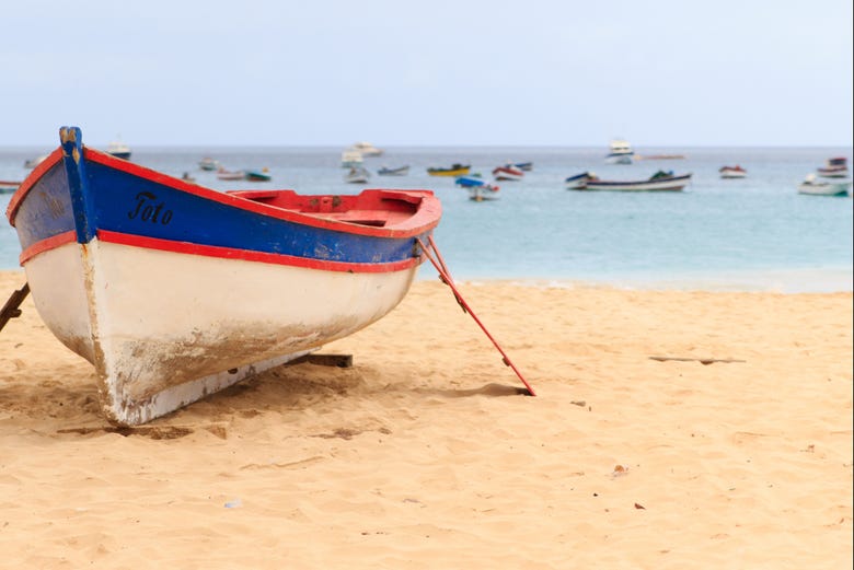 Barco pesqueiro de Cabo Verde