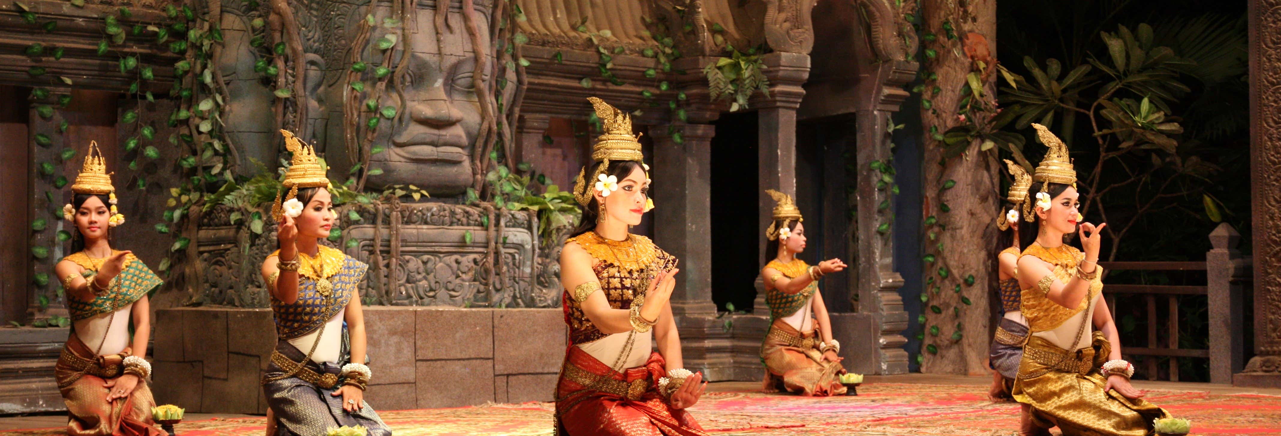 Cena y espectáculo de danza Apsara