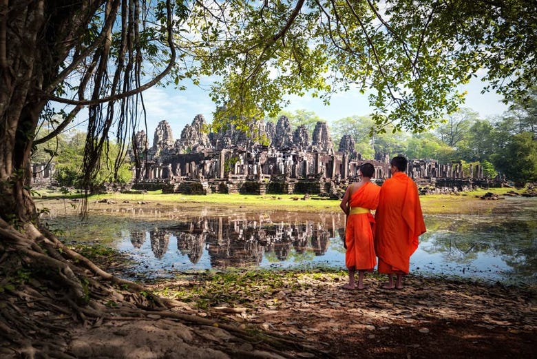 Buddhist monks at the Bayon Temple