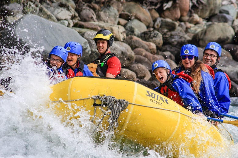 Rafting down the rapids of the river Elaho