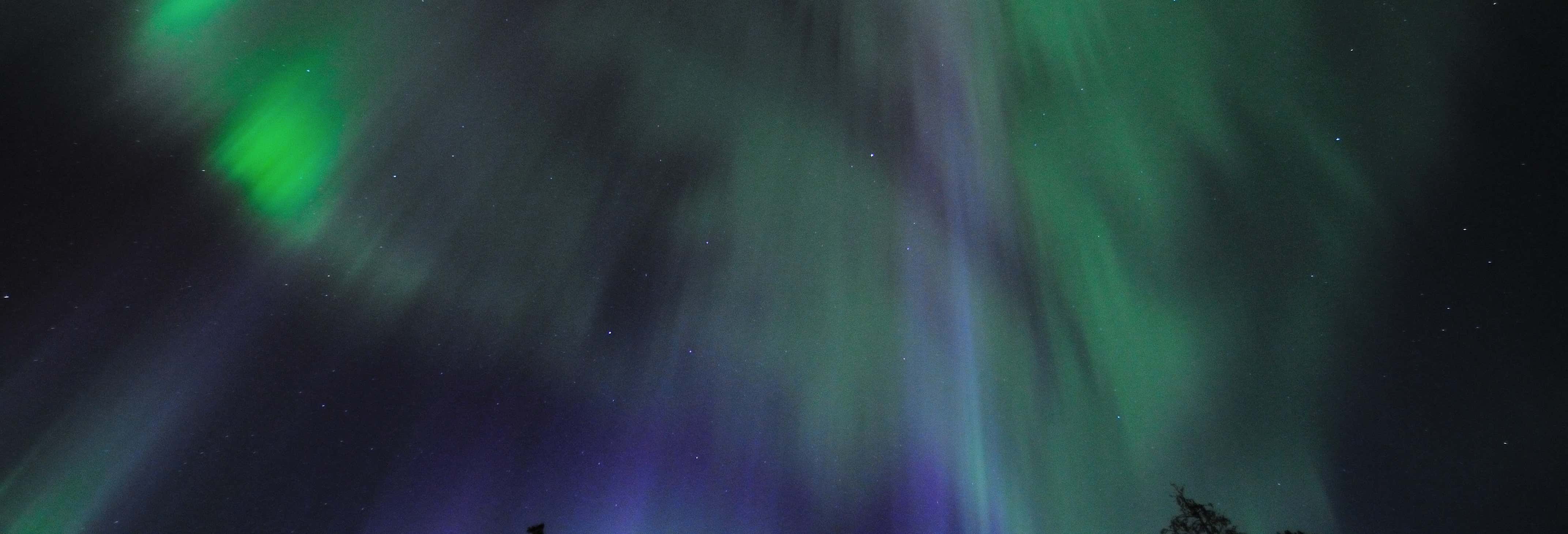 Tour de la aurora boreal