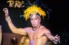Cena y espectáculo tradicional rapanui