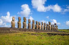 Tour por la Isla de Pascua y la playa de Anakena