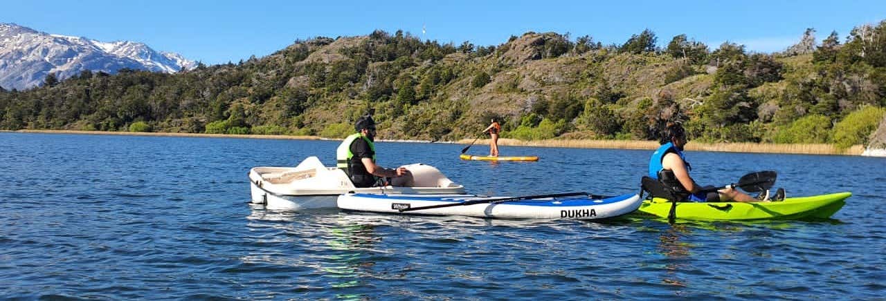 Alquiler de equipo de paddle surf o kayak en la laguna Silvia