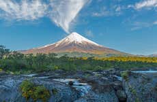 Excursión a los Saltos de Petrohué y volcán Osorno