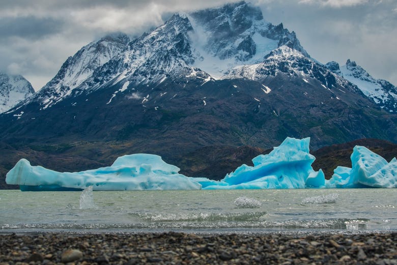 Glaciar Grey, situado a orillas del lago del mismo nombre