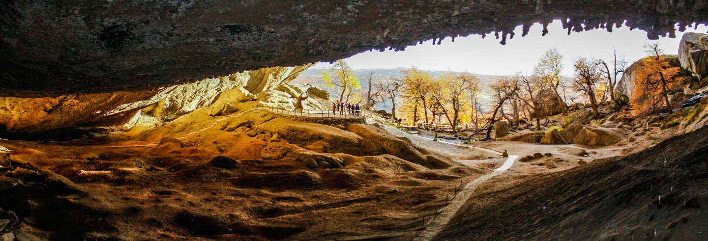 Itinerario di trekking nella Cueva del Milodón + Cerro Benítez