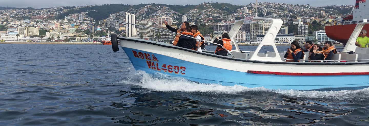 Paseo en barco por Valparaíso