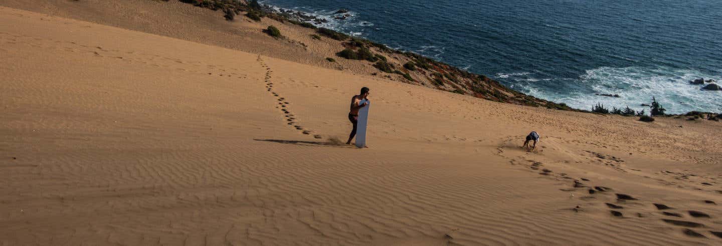 Sandboarding en las dunas de Concón
