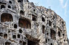 Tour privado por las grutas Longmen, templo White Horse y Museo Luoyang
