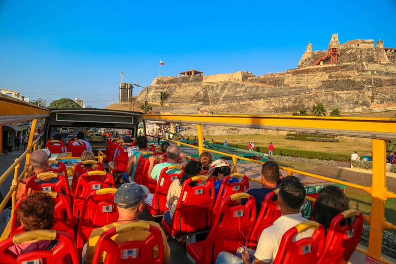 Autobús Turístico De Cartagena De Indias 9476