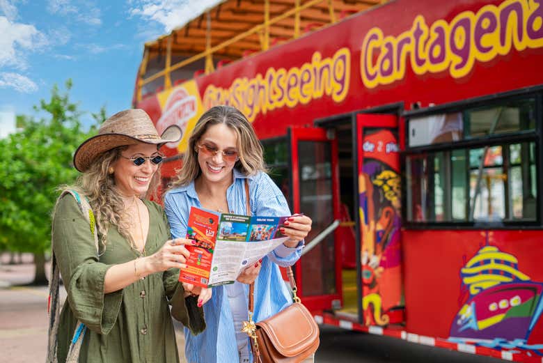 Disfruta el tour Hop On Hop Off de Cartagena con guías en españo - Disfruta el tour Hop On Hop Off de Cartagena con guías en españo