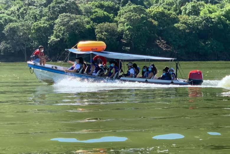 Barco navegando - Barco navegando