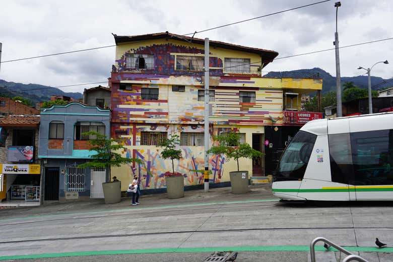 Free tour por el barrio de Miraflores de Medellín