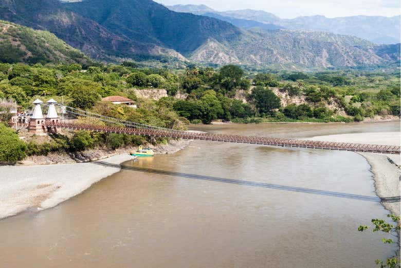 Suspension bridge over the Cauca River in Santa Fe - Suspension bridge over the Cauca River in Santa Fe