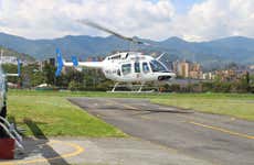 Giro in elicottero su Medellín