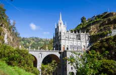 Excursión al Santuario de Las Lajas y cementerio de Tulcán