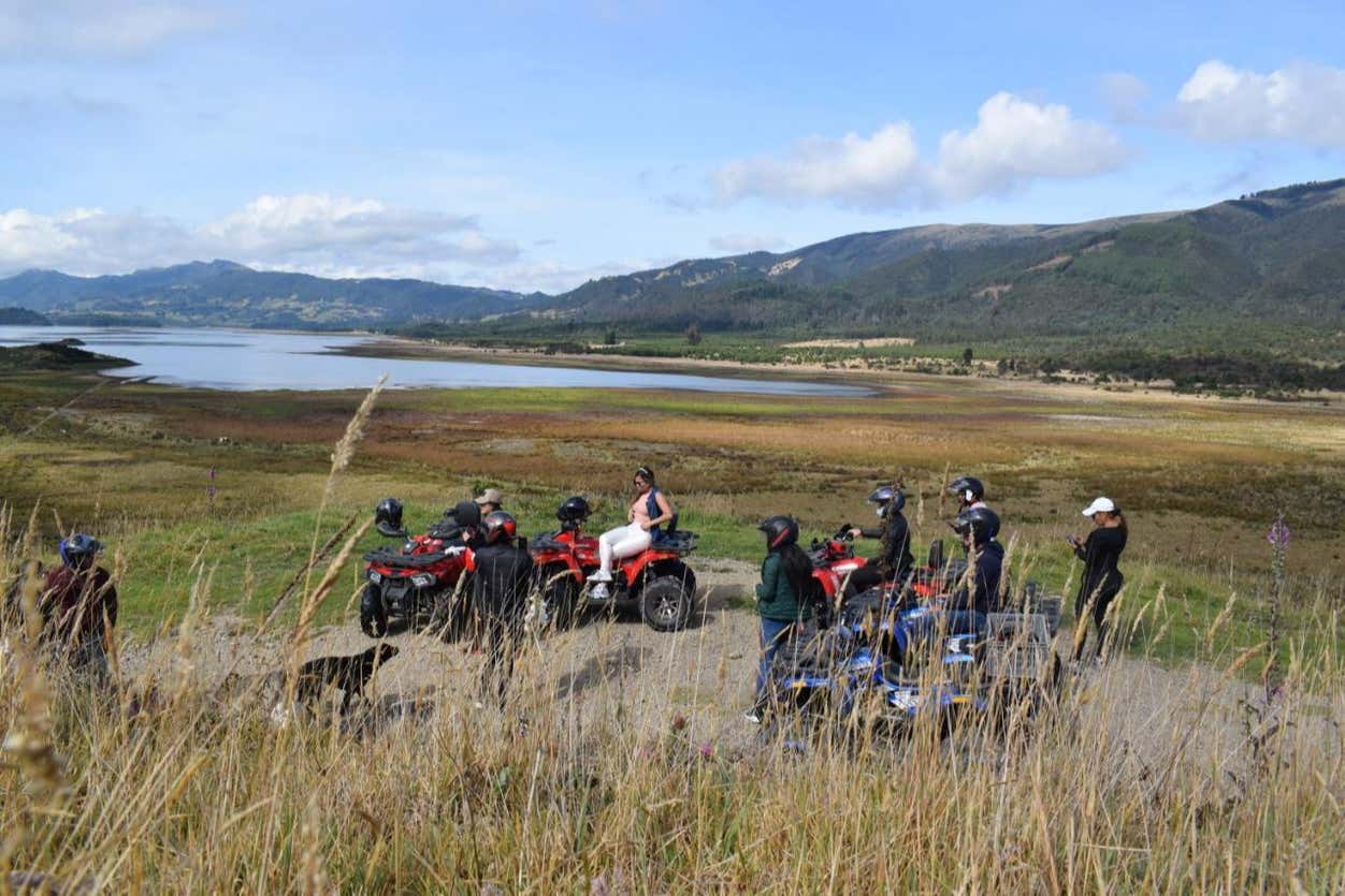 Tour en quad por el embalse del Neusa